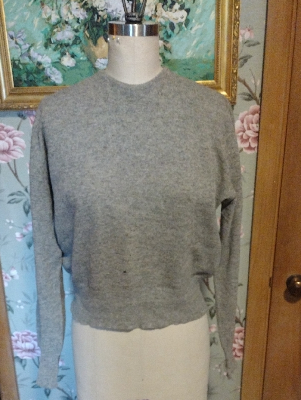 Vintage Sweater Collection - Picture 9 of 9